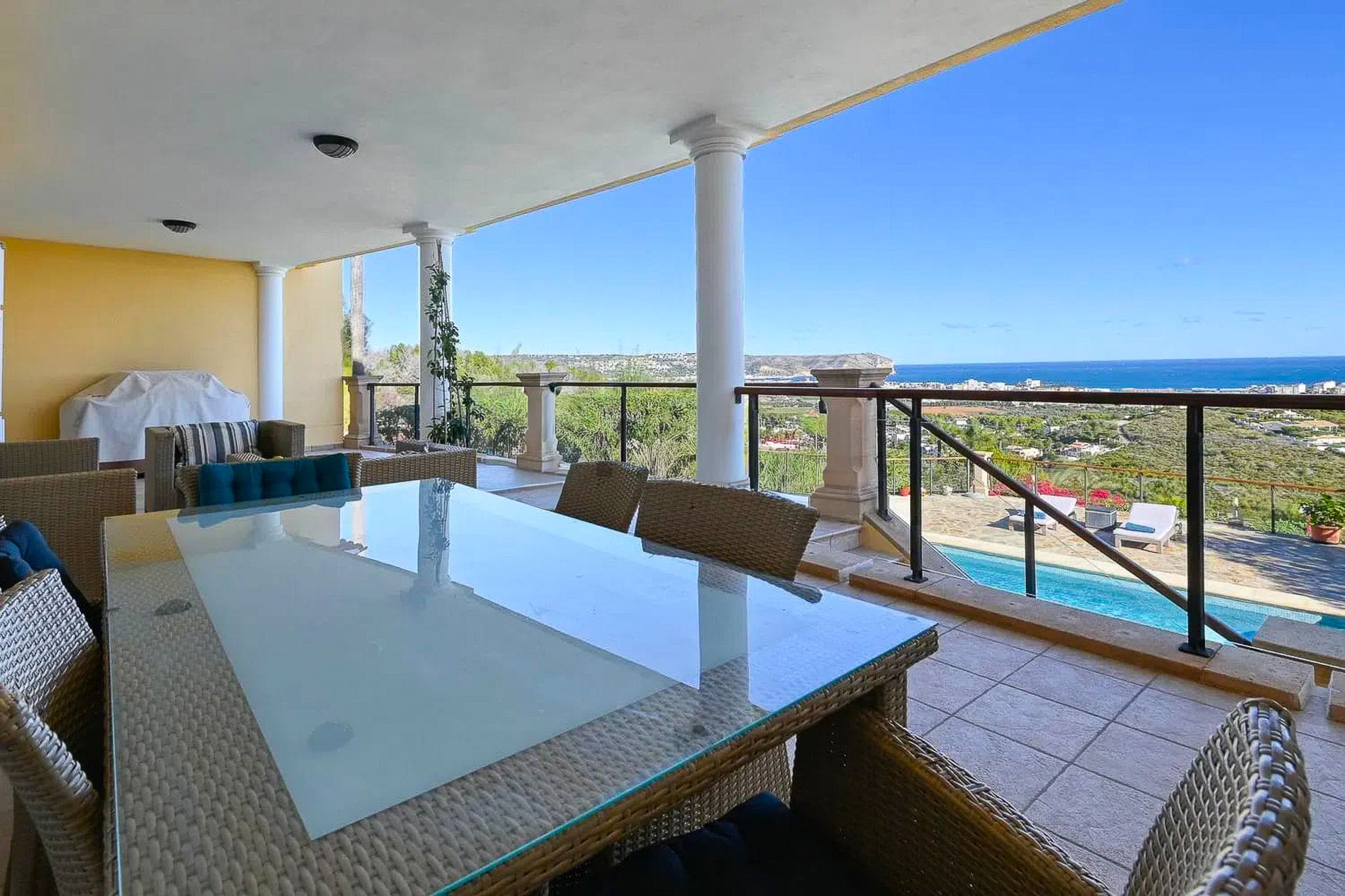 Villa, Javea