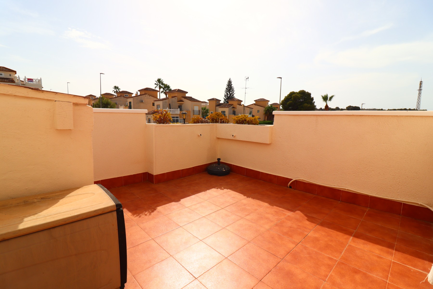 Villa, Montebello
