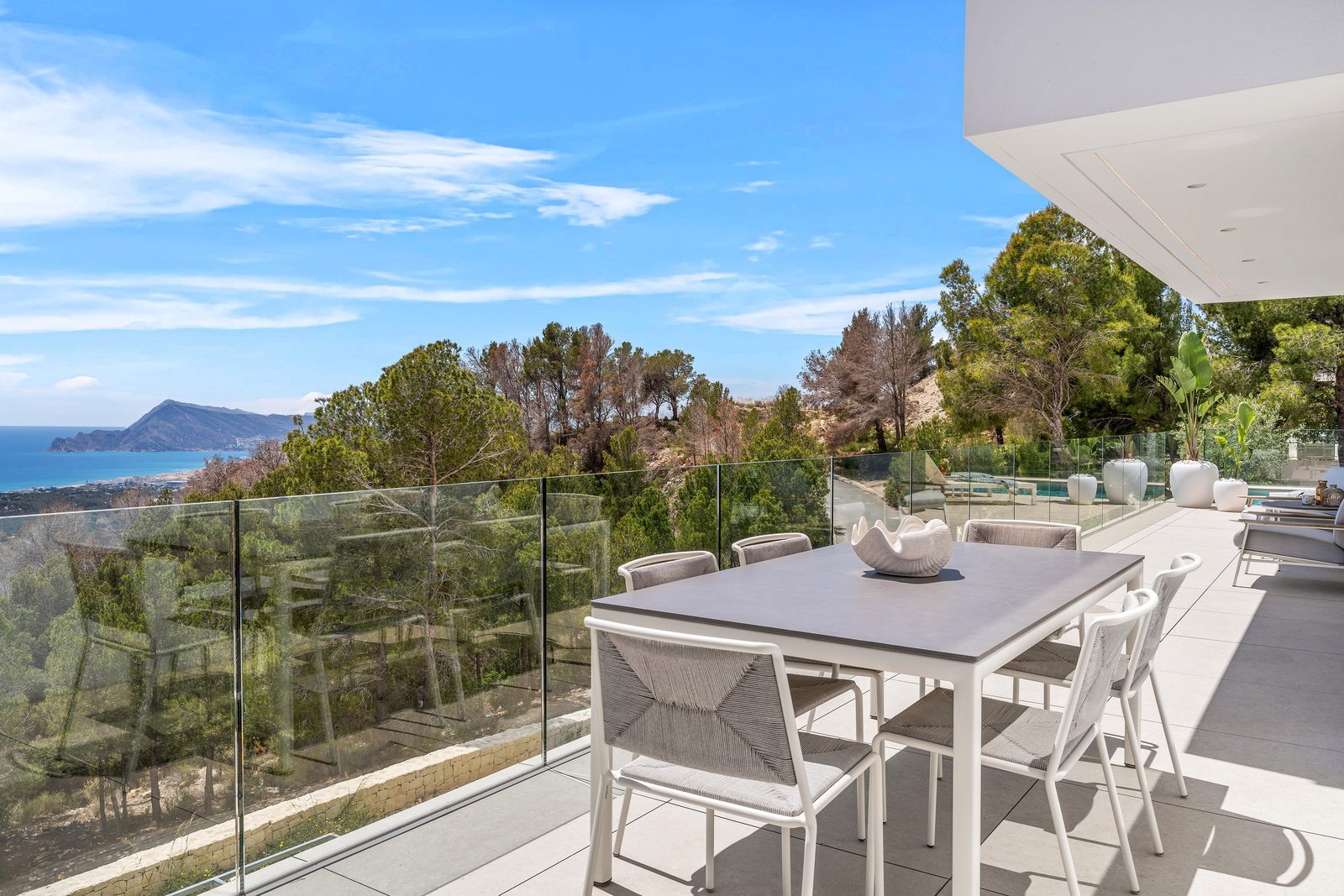 Villa, Seirre Altea