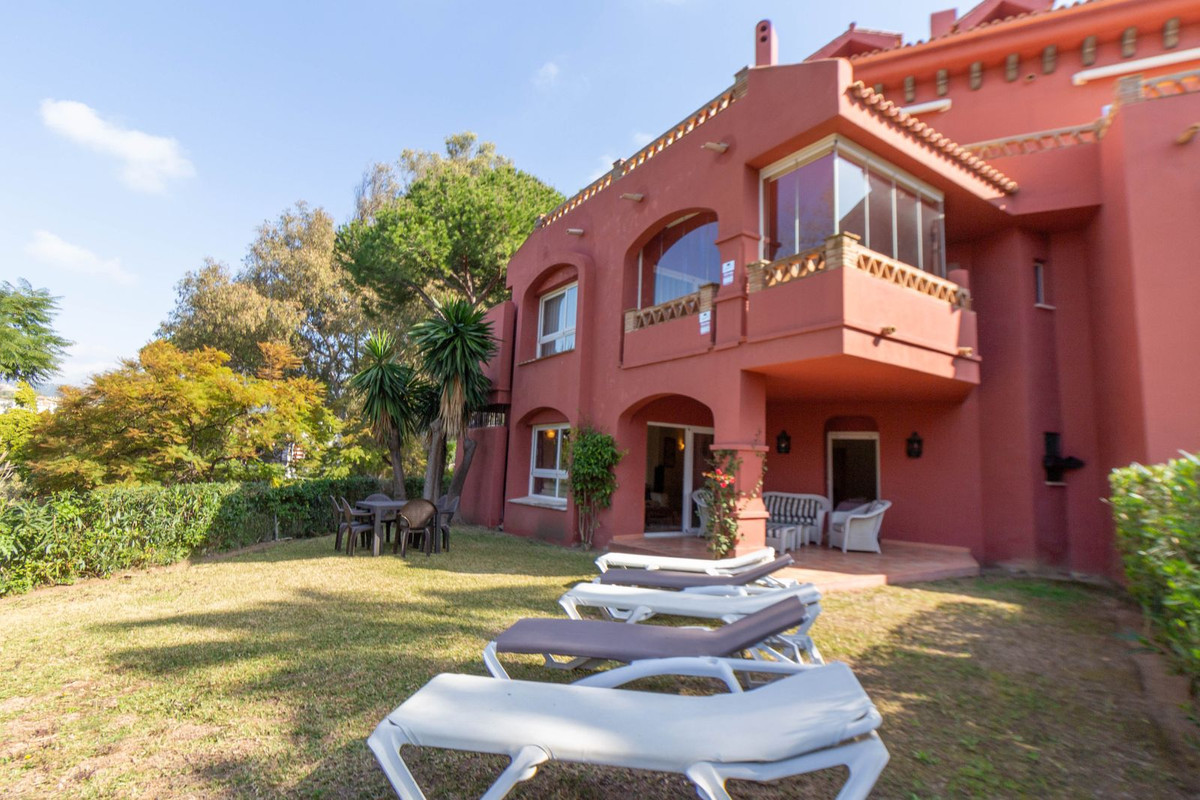 Apartment, Elviria