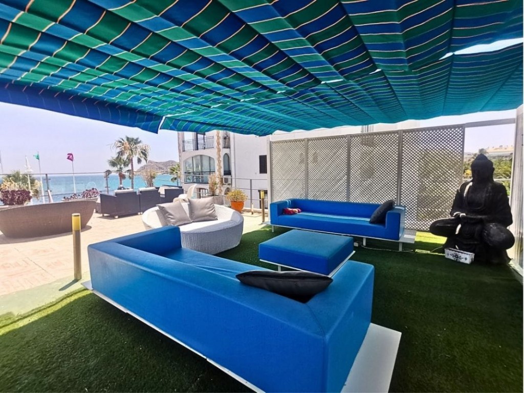 Villa, Albir