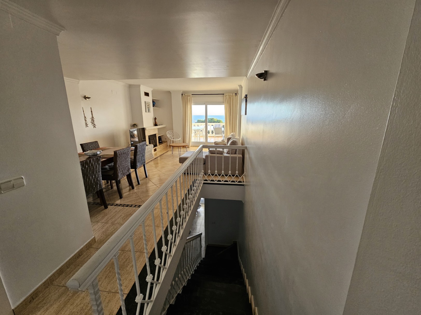 Apartment, Playetes