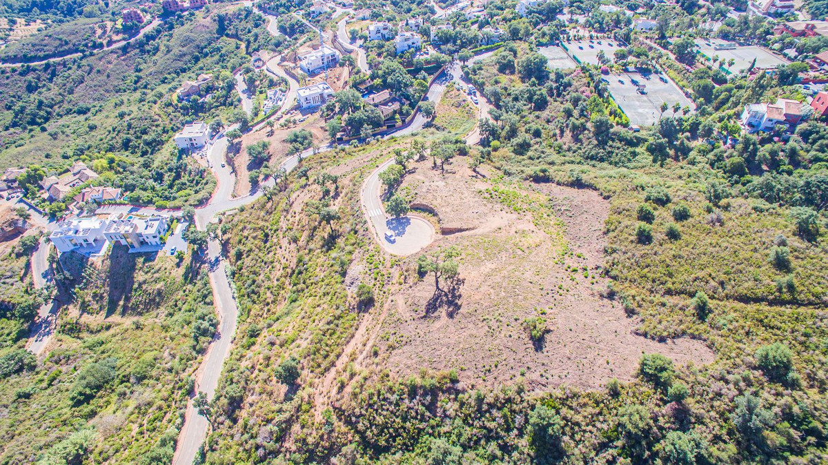 Plot / Land, La Mairena