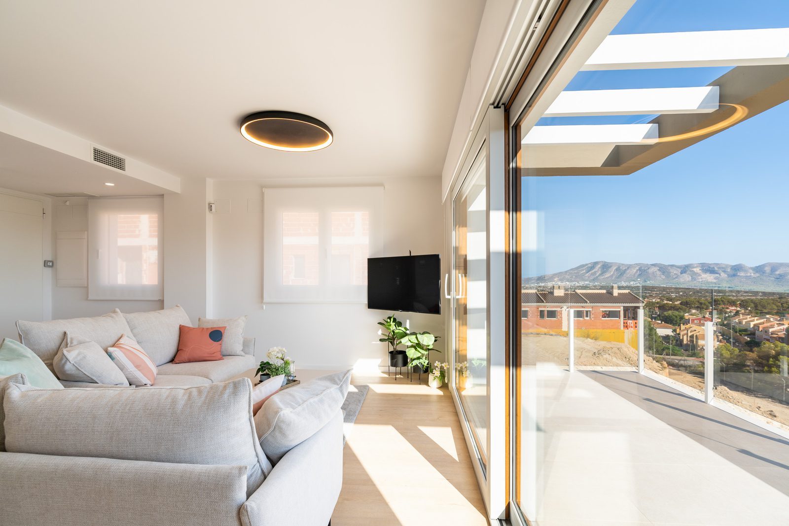 Townhouse, Montebello