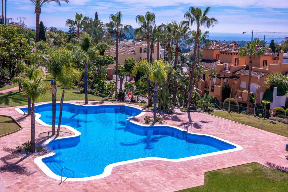 Townhouse, El Paraiso