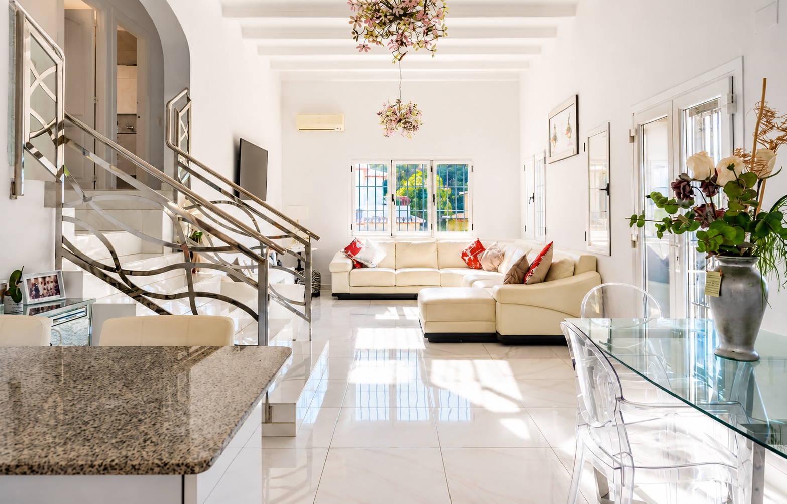 Villa, Puerto