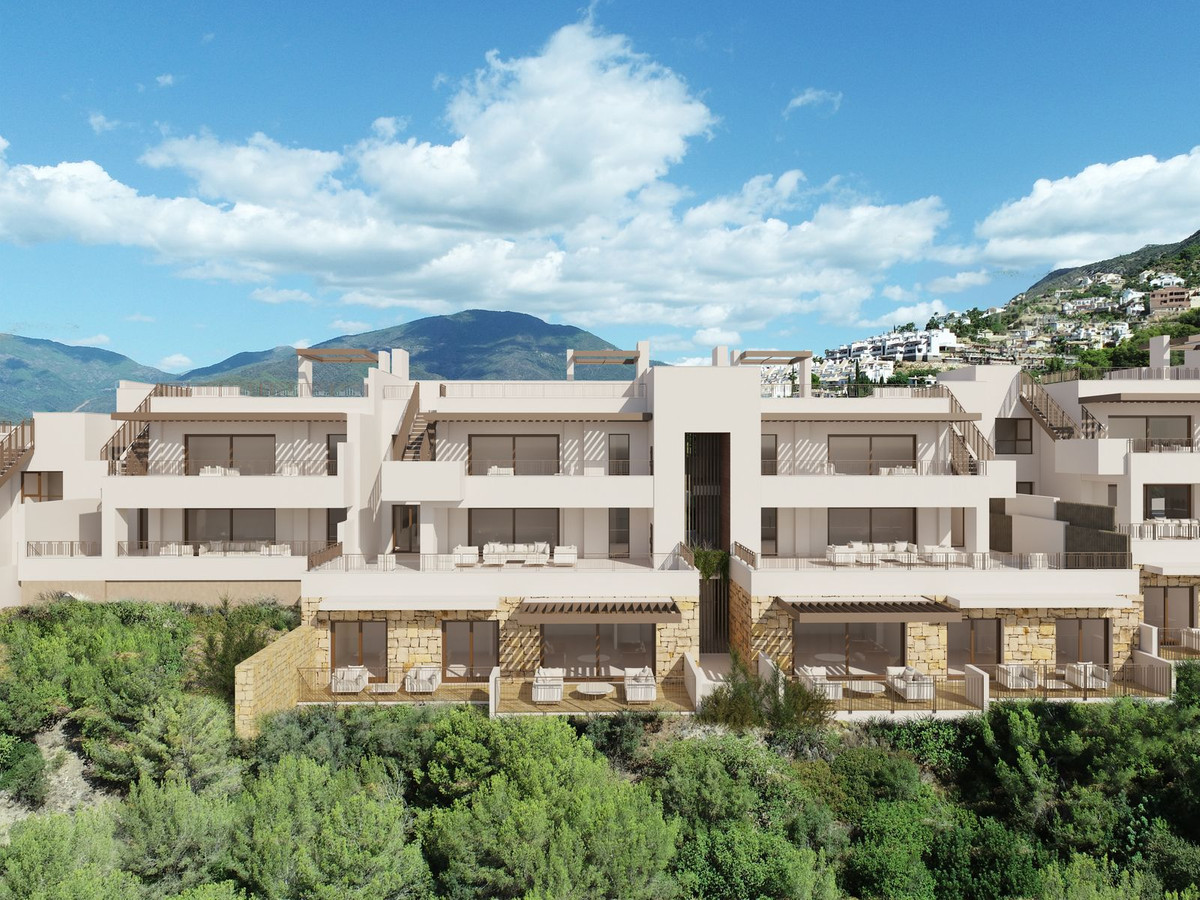 Apartment, Istán