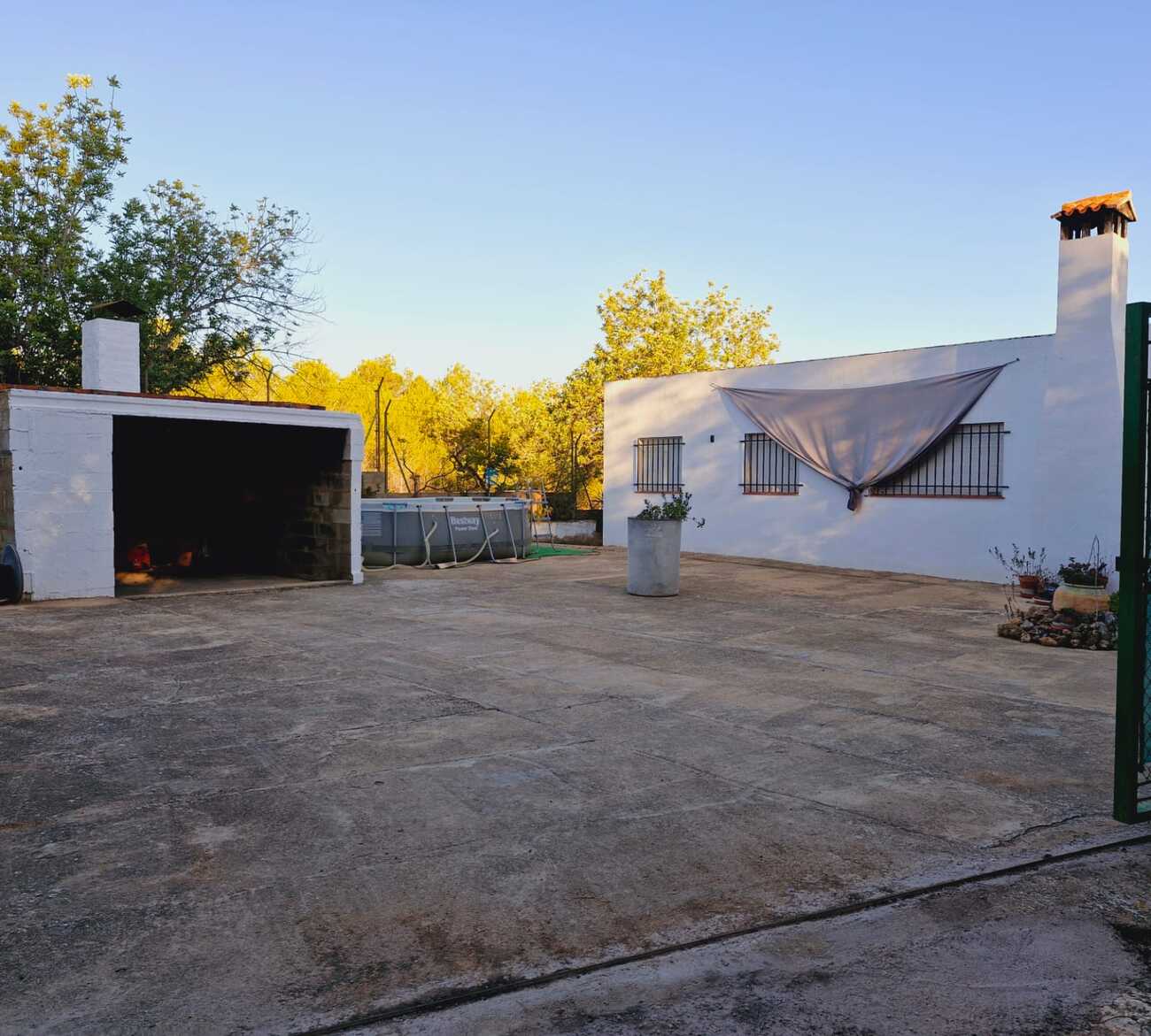 Country house, Turis