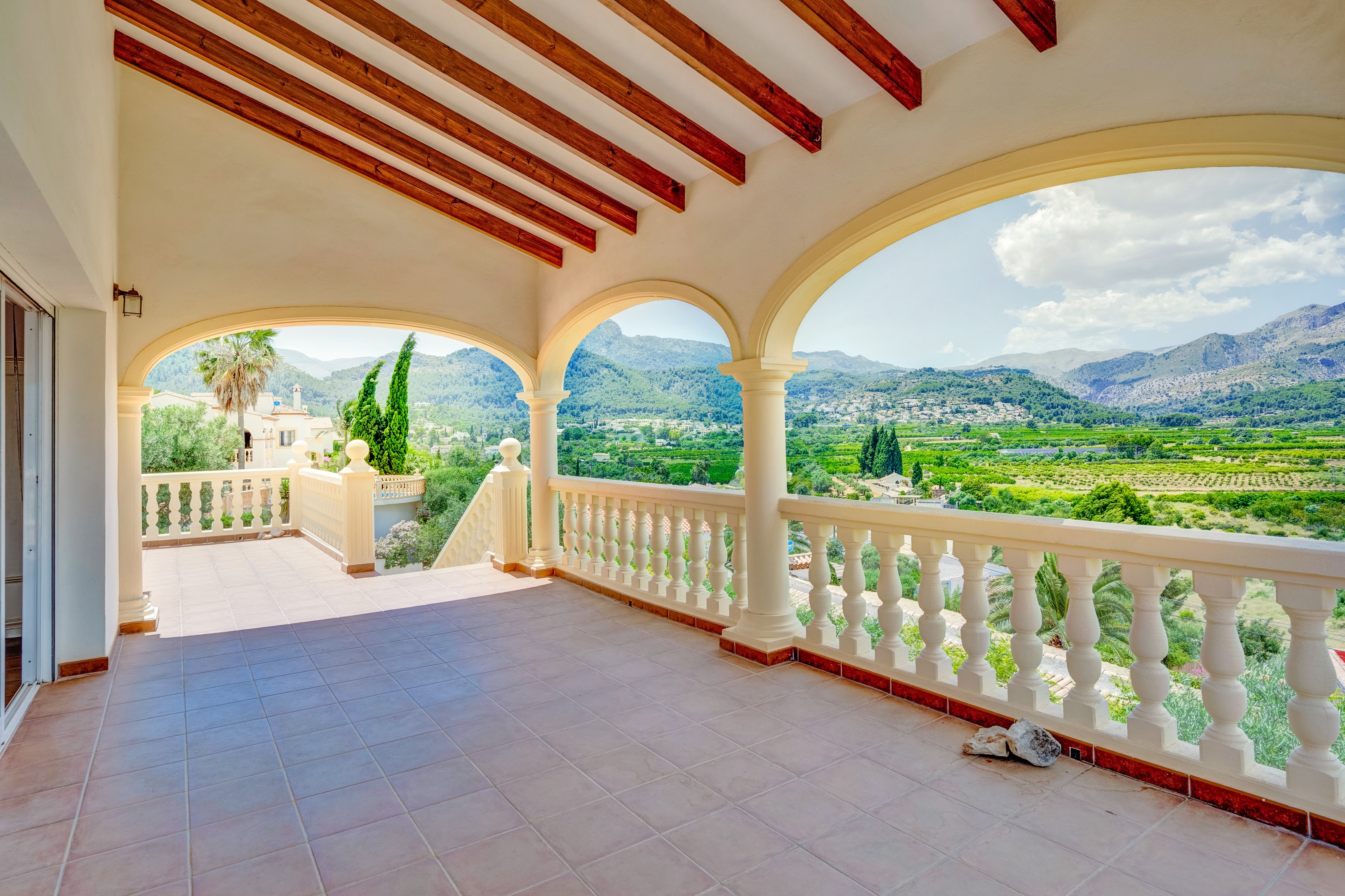 Villa, Orba