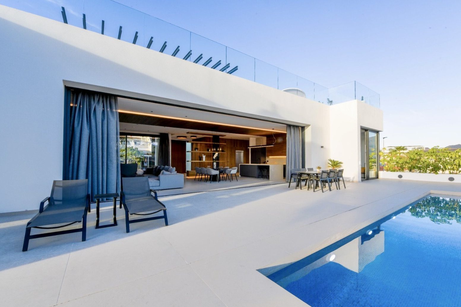 Villa, Albir