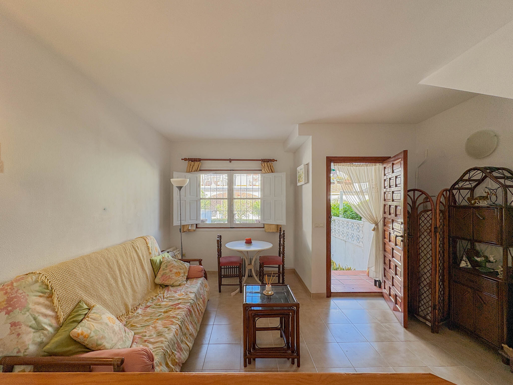 Townhouse, Los Balcones