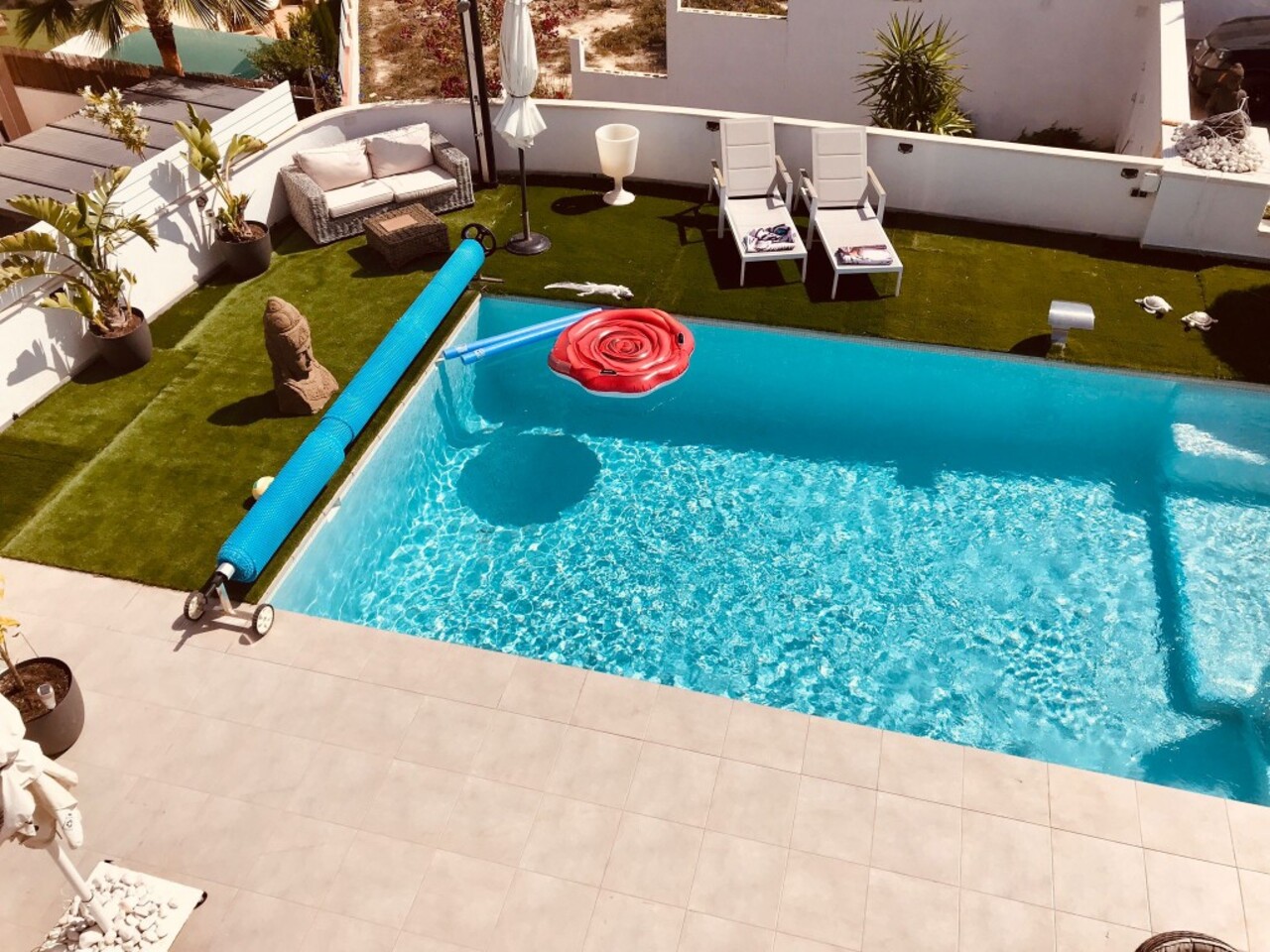 Villa, Quesada