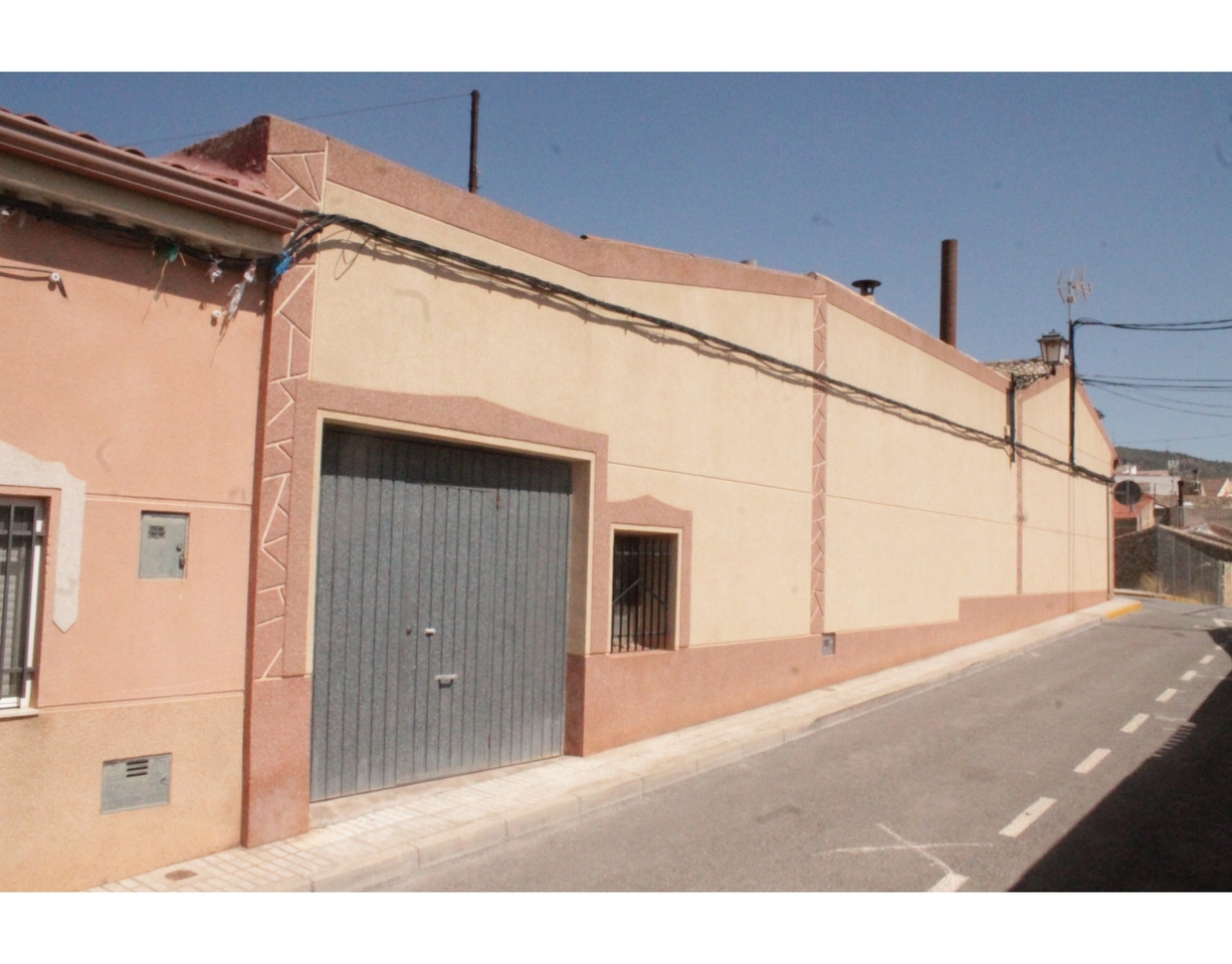 Townhouse, Inland