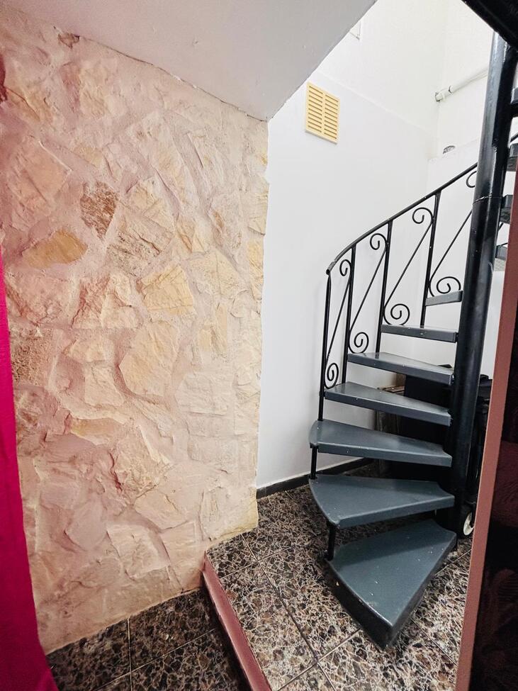 Apartment, El Galan