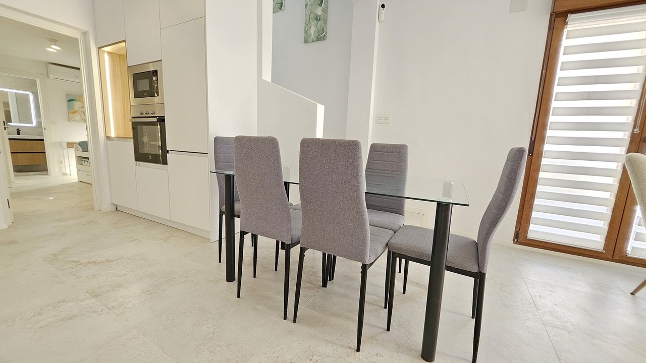 Townhouse, Santiago de la Ribera
