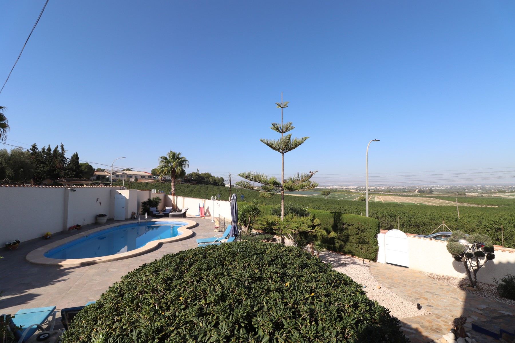 Villa, Lomas de La Juliana