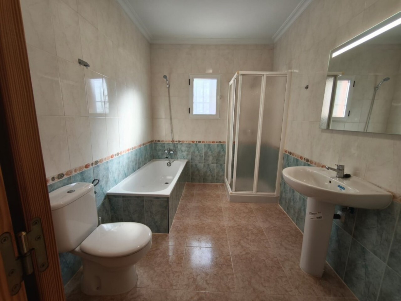 Villa, Algorfa