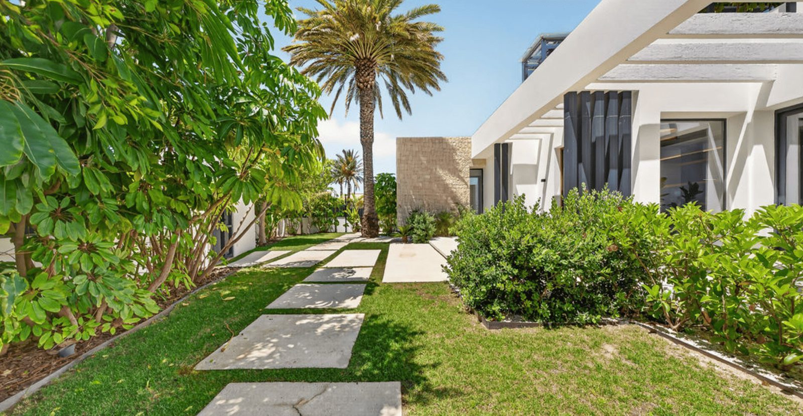 Villa, Albir