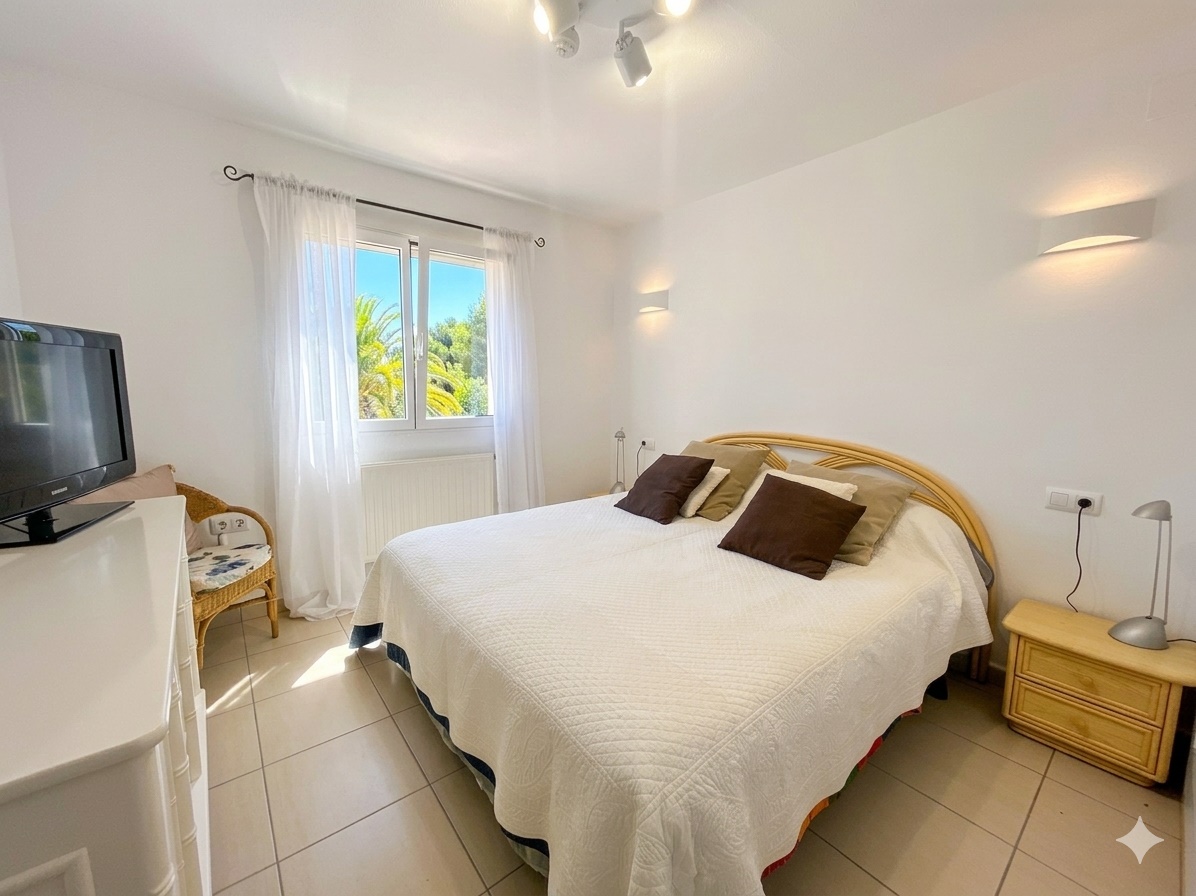 Villa, Pego