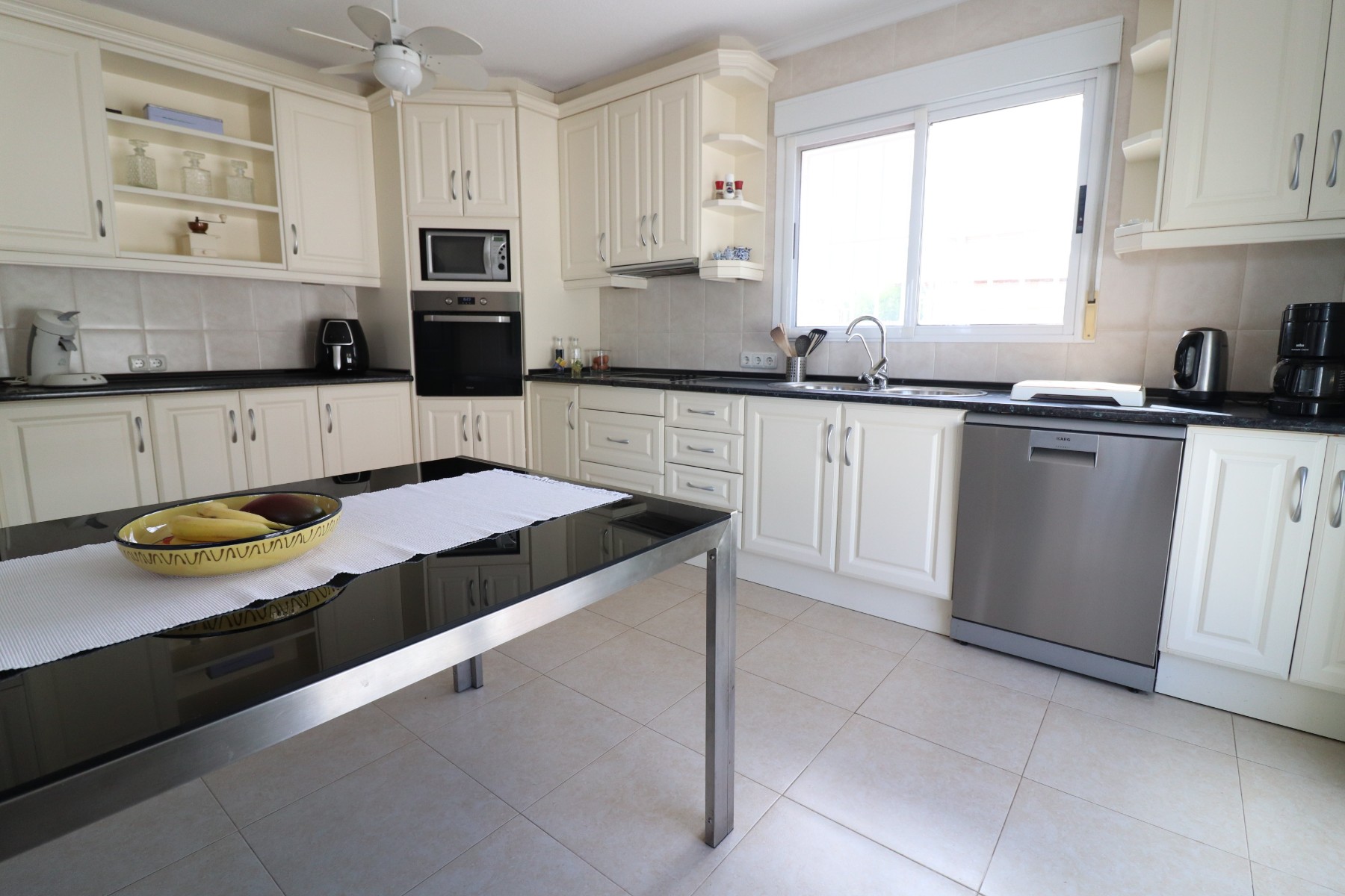 Villa, Lomas de La Juliana