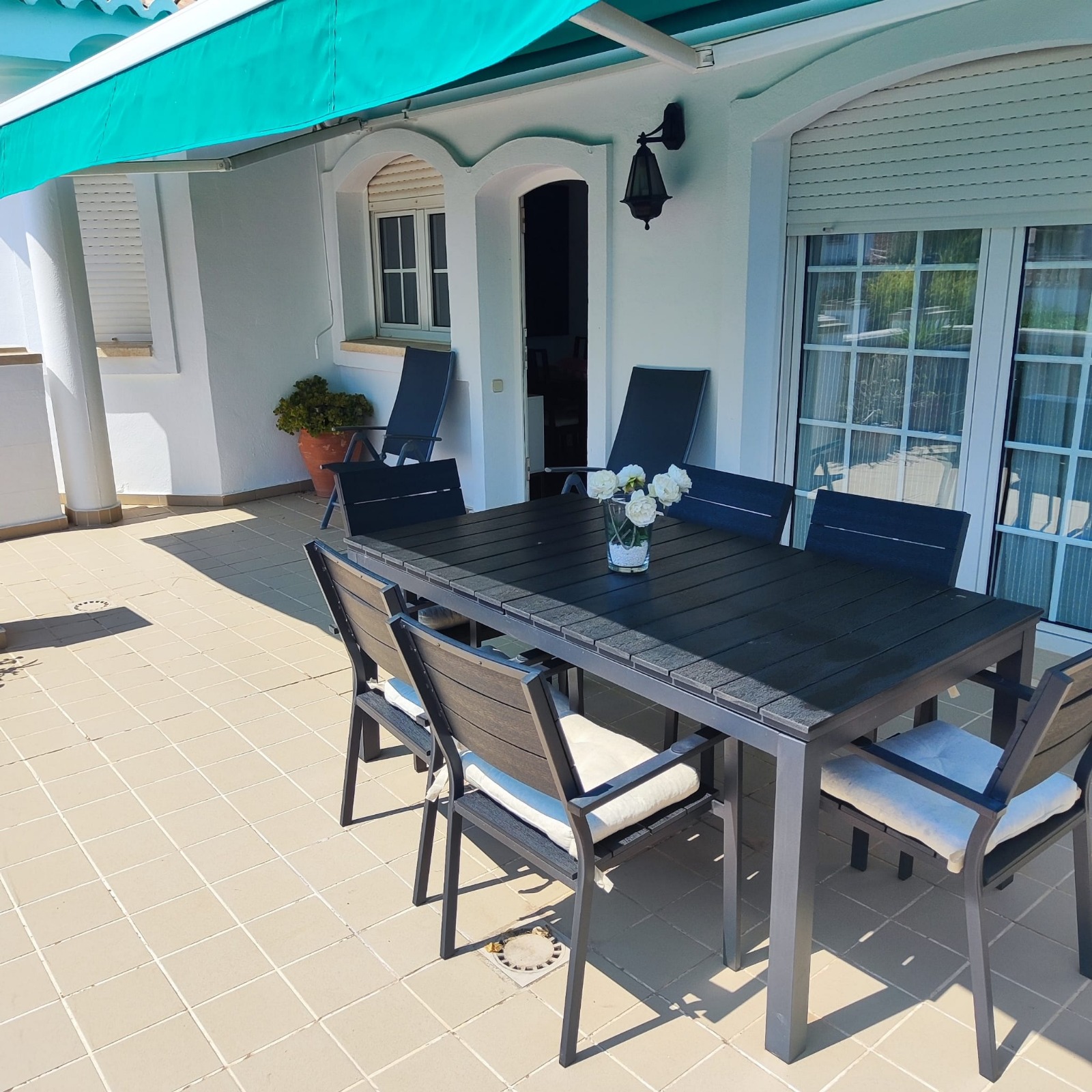 Townhouse, Benimeit - Tabaira