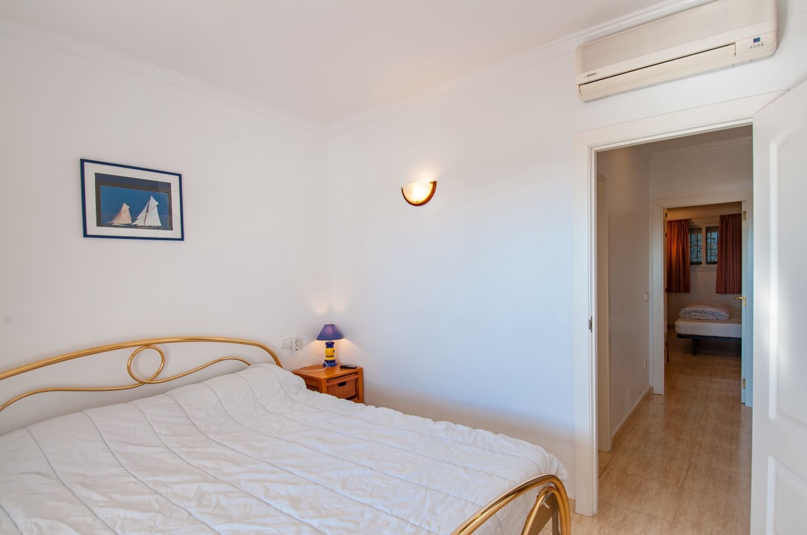 Apartment, Playetes