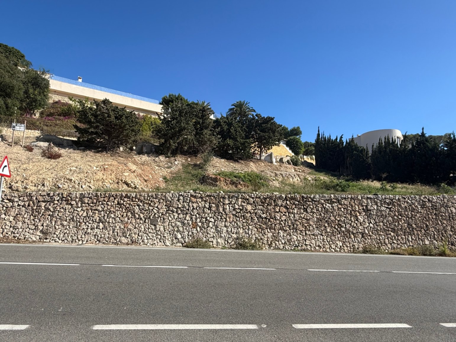 Plot / Land, Baladrar