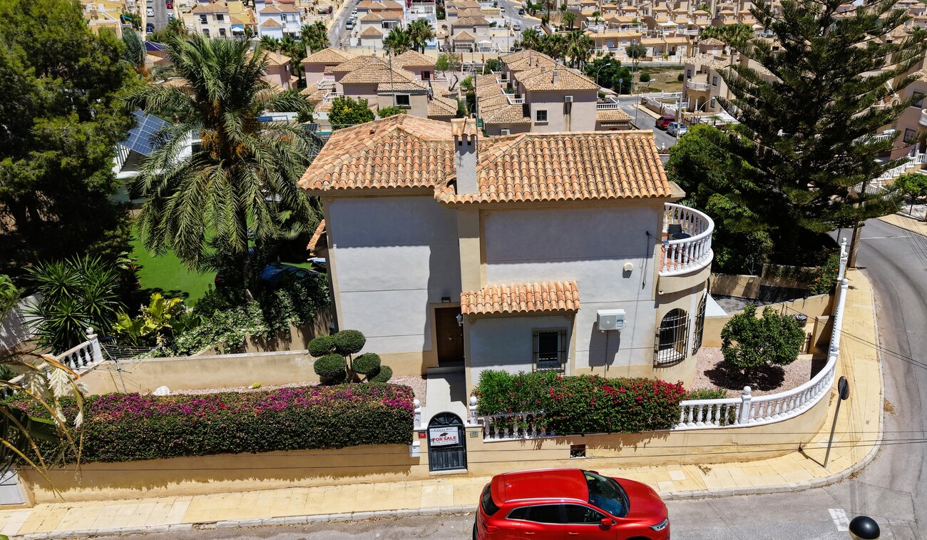 Villa, Villamartin