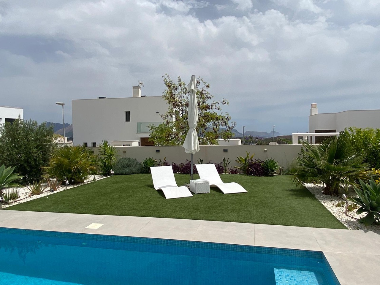 Villa, Polop