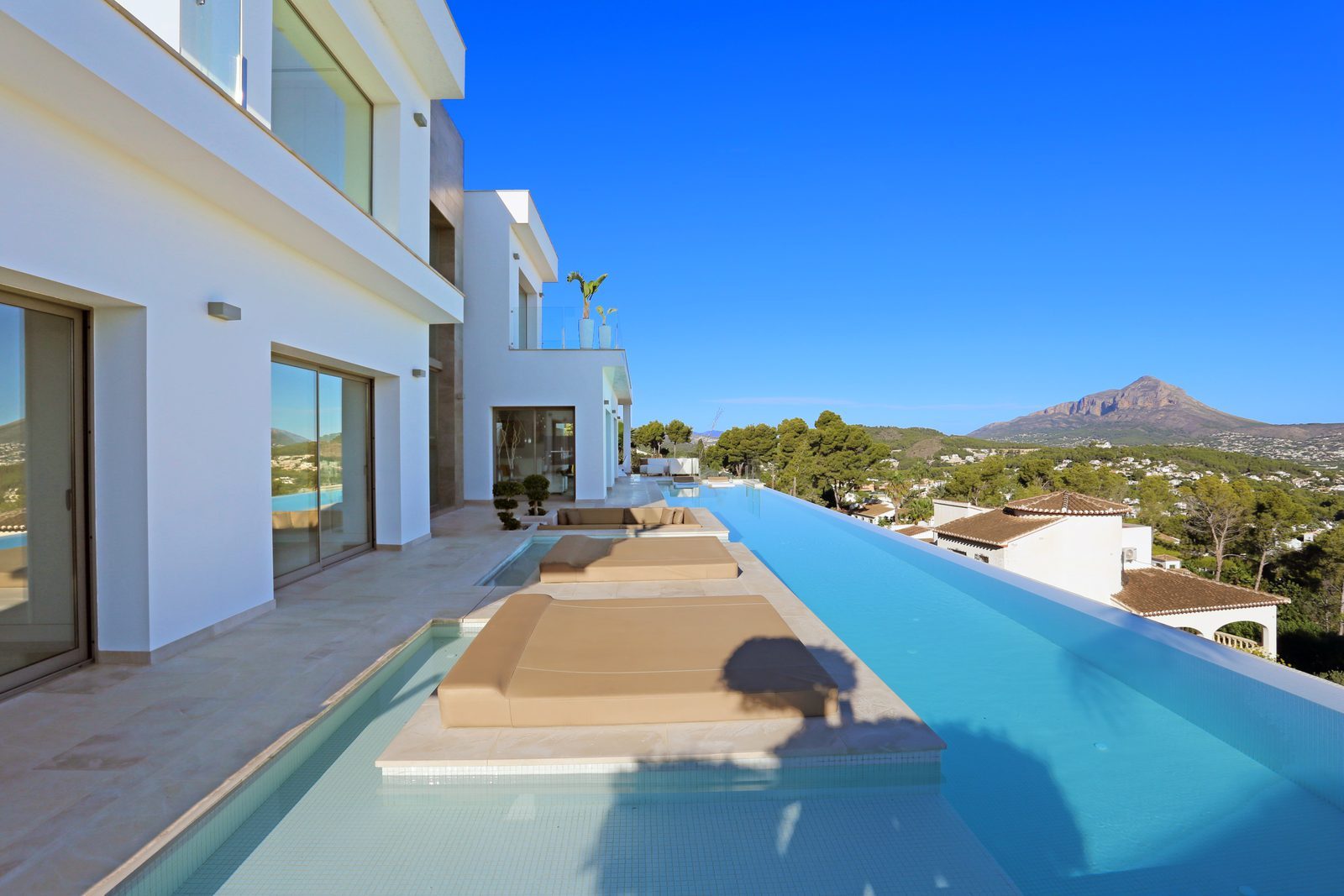 Villa, La Granadella | Costa Nova
