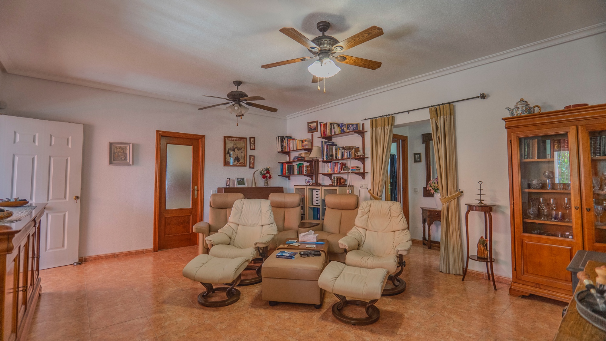 Country house, San Bartolome