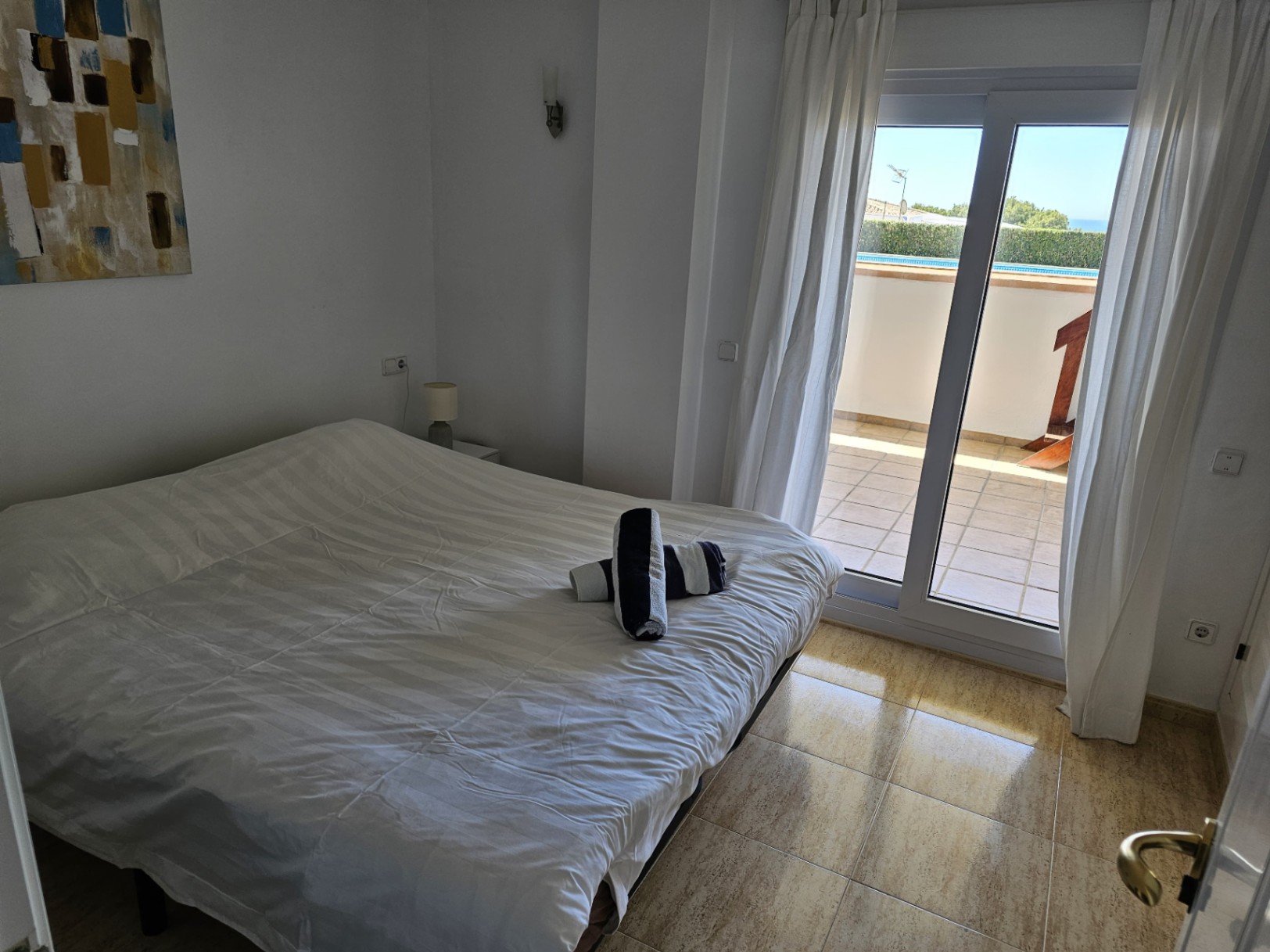 Apartment, Playetes