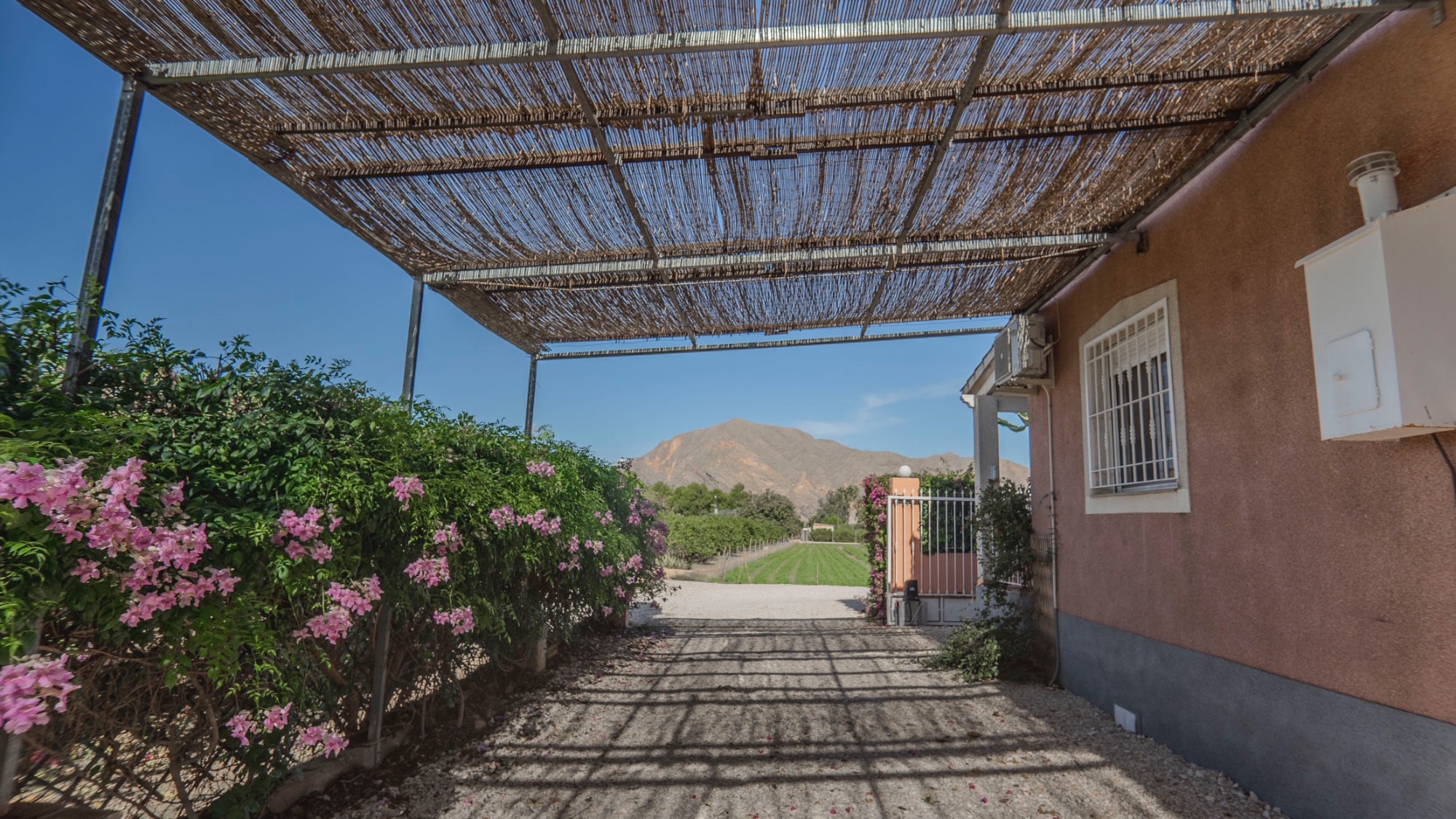 Country house, San Bartolome