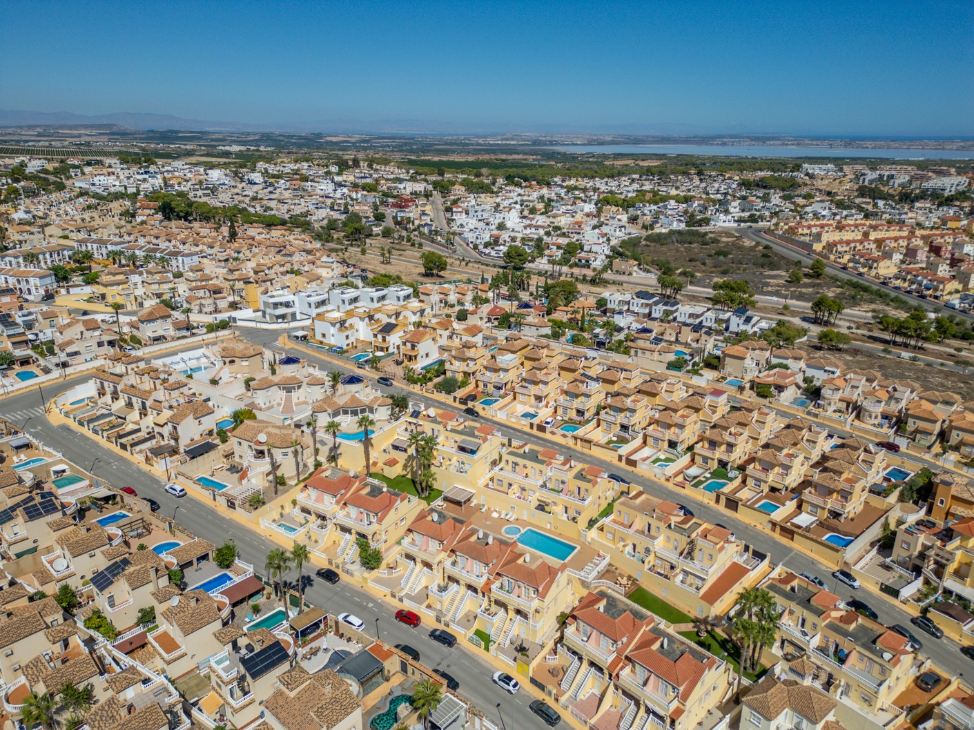 Townhouse, Las Filipinas