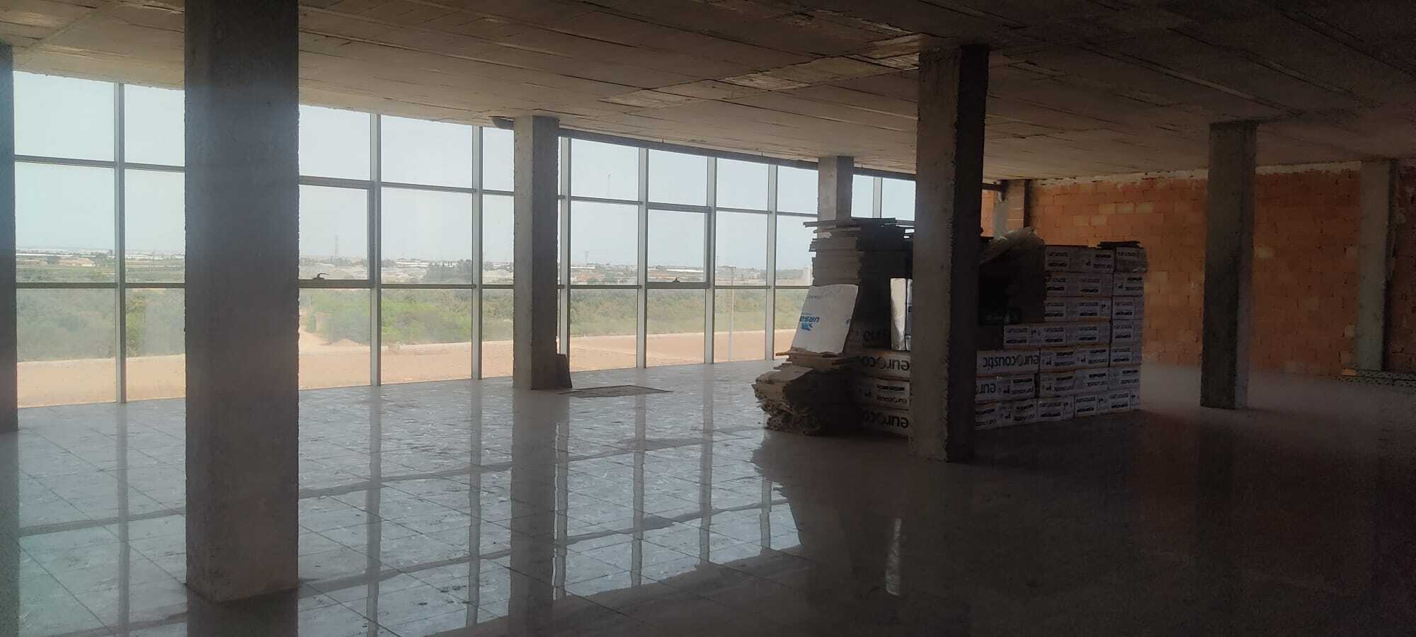 Commercial, Los Alcazares
