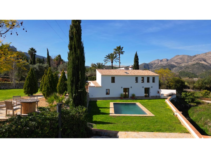 Plot / Land, Orba