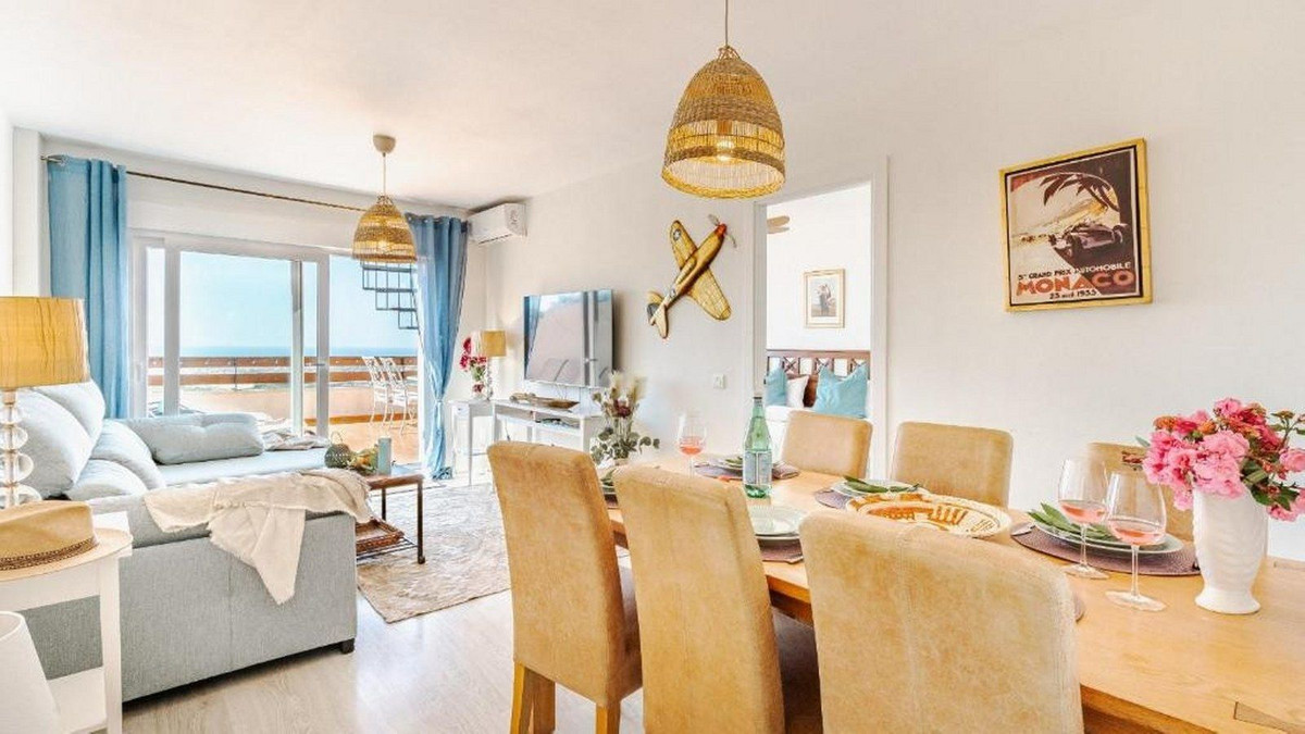 Penthouse, Doña Julia