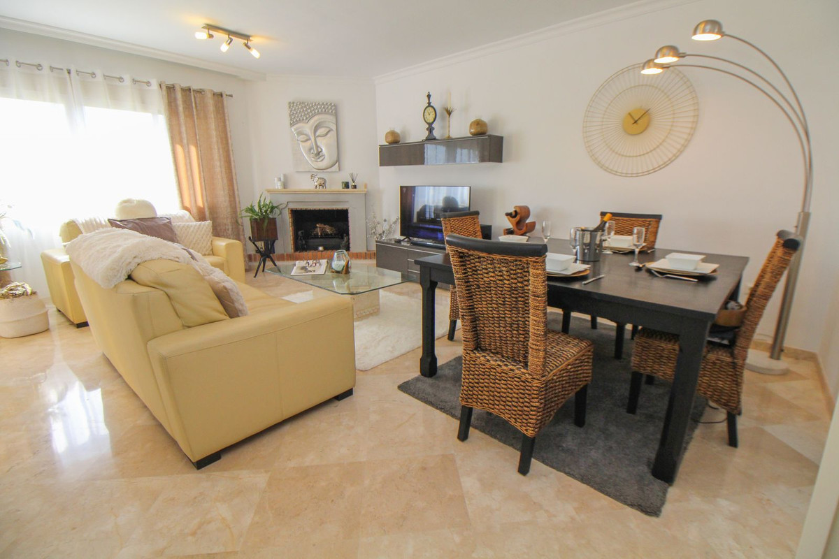 Apartment, Elviria