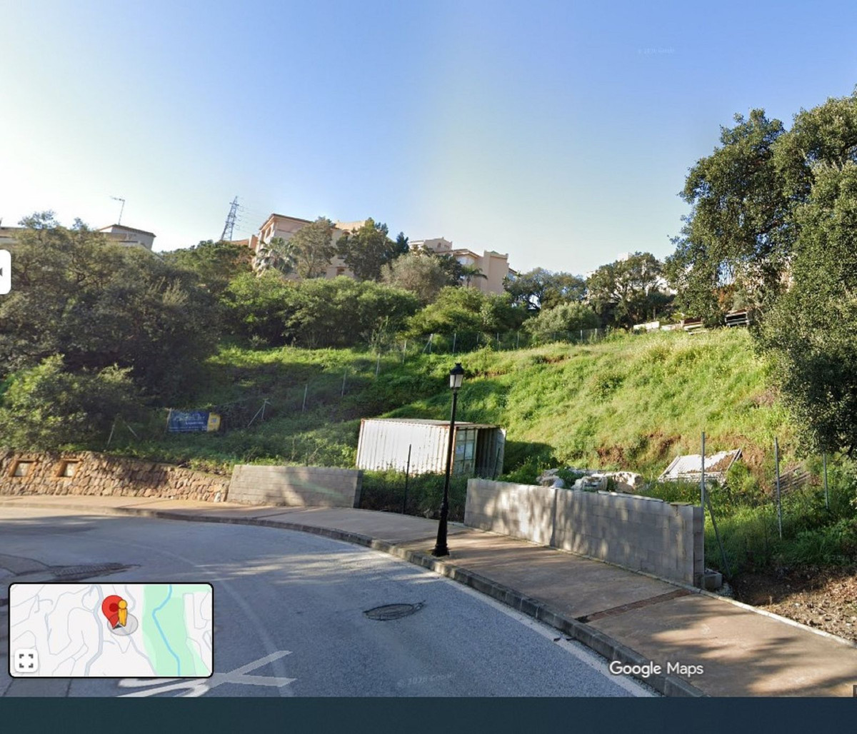 Plot / Land, Elviria
