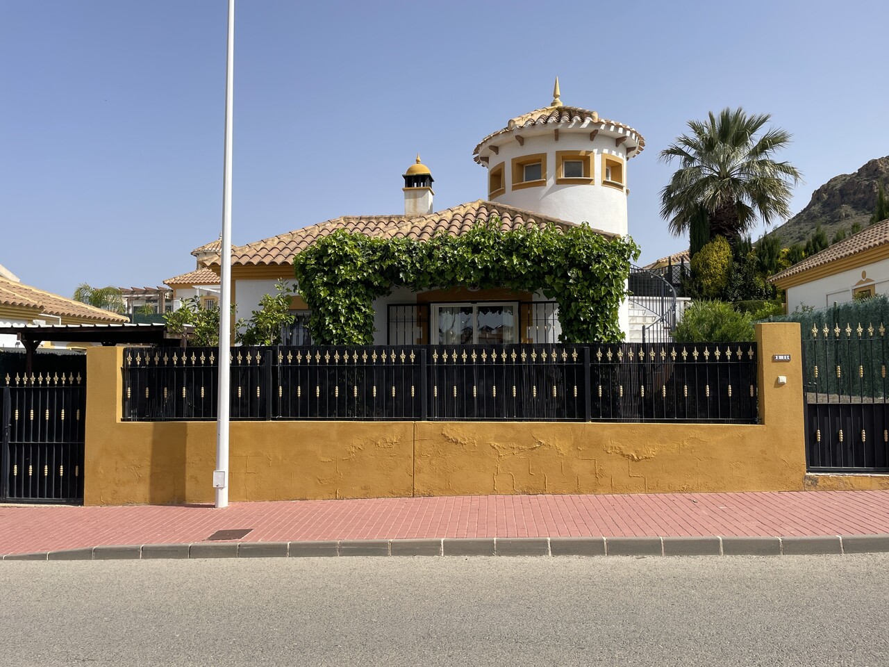 Villa, Inland