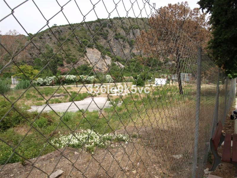 Plot / Land, Benahavís