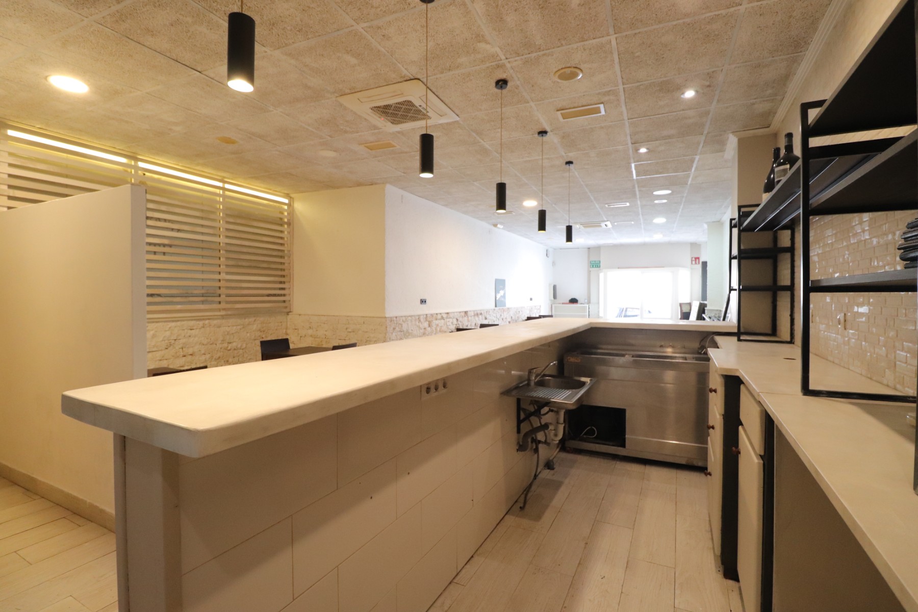 Commercial, Benijofar - Village