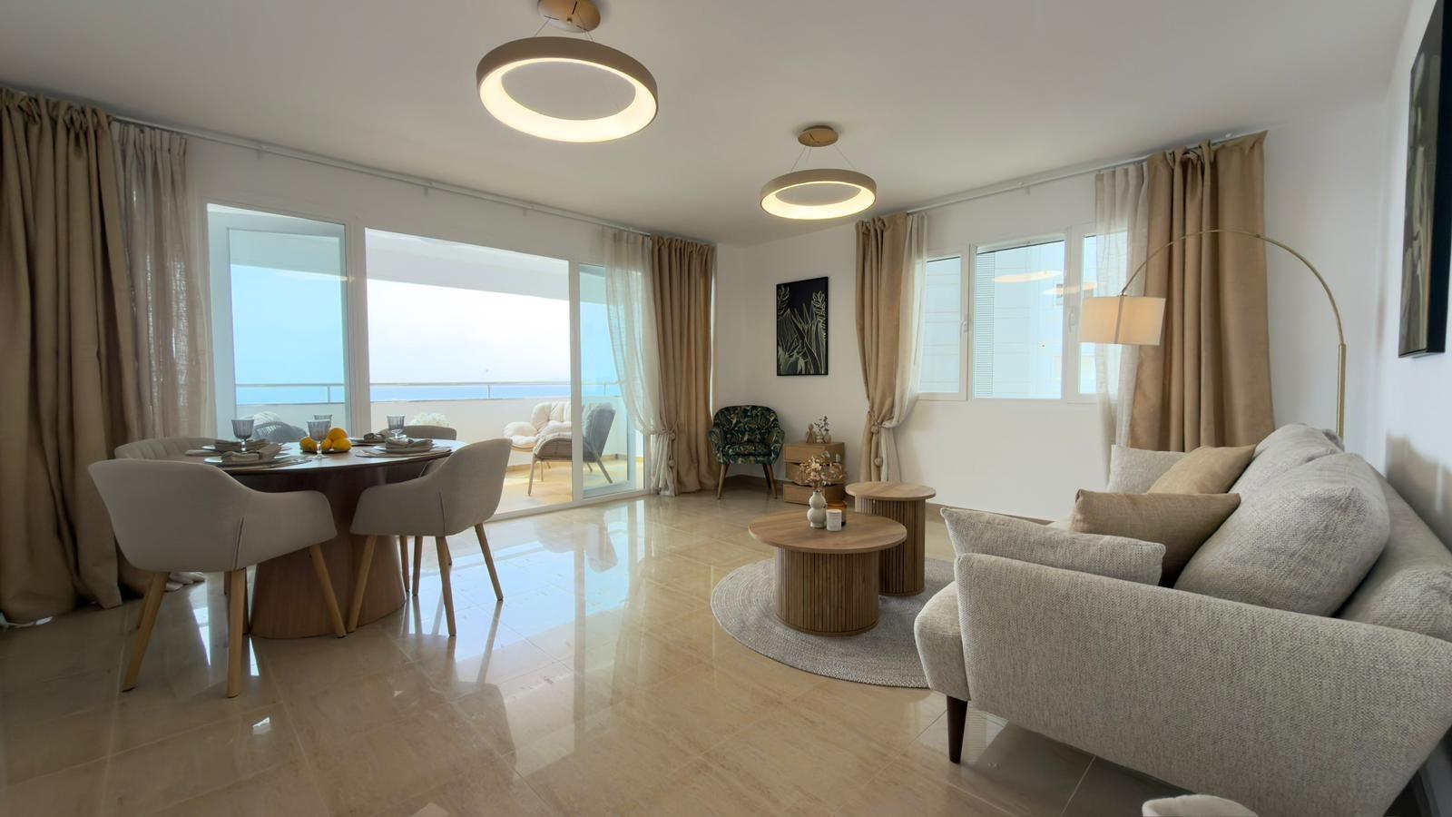 Apartment, 1ª Linea