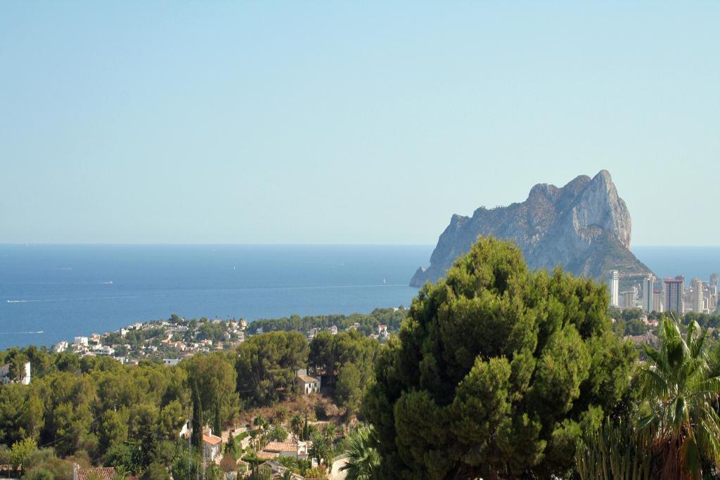 Villa, La Fustera