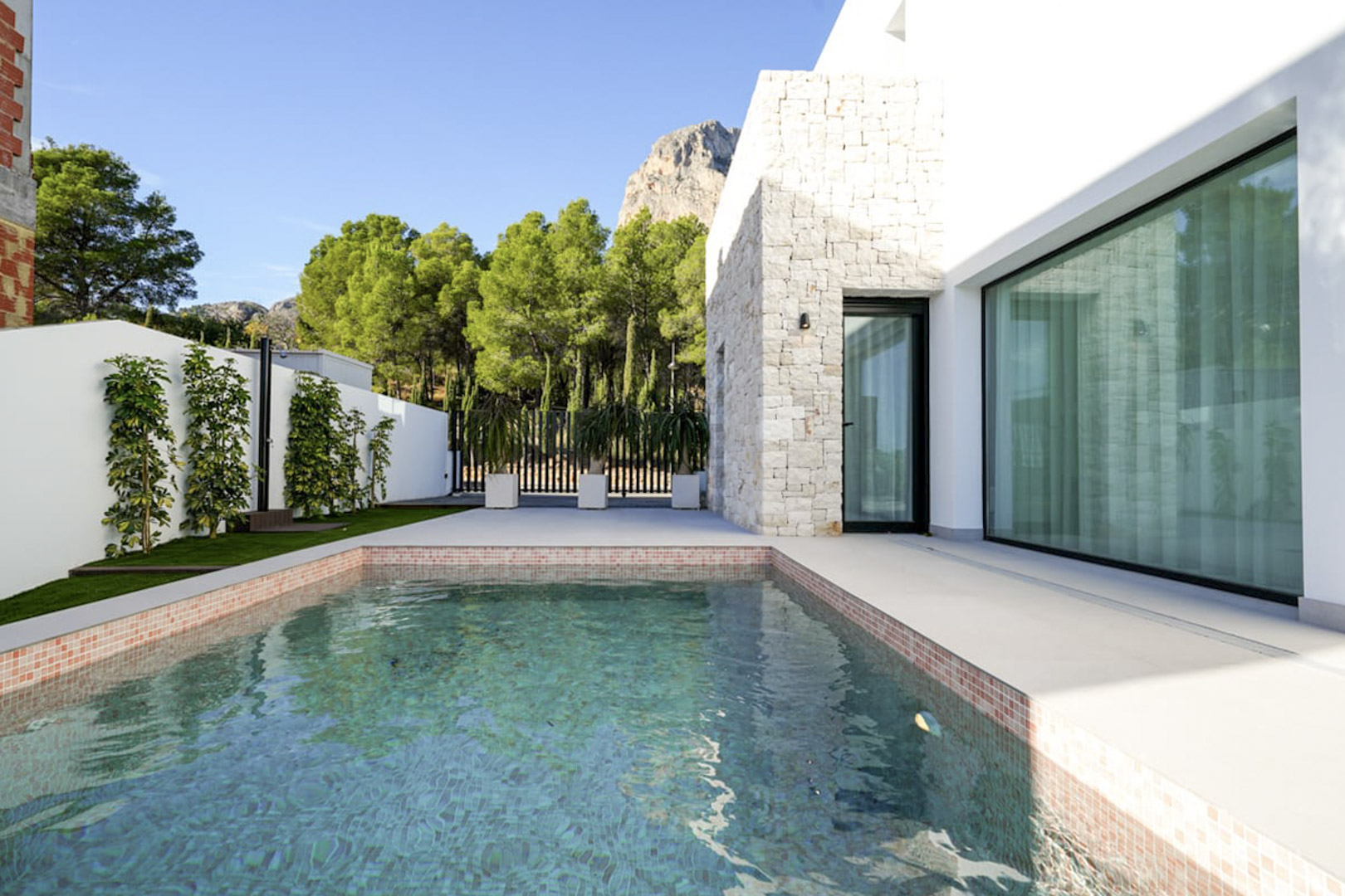 Villa, Polop