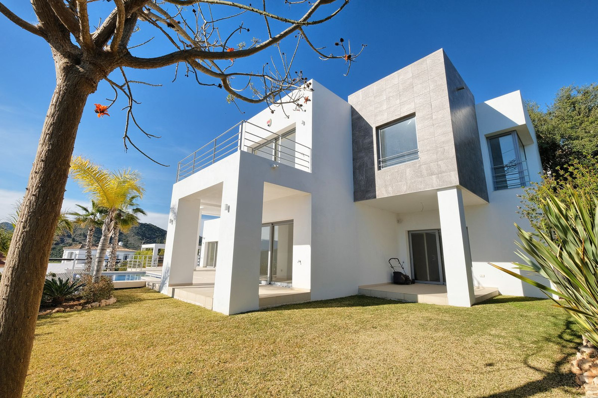 Villa, Benahavís