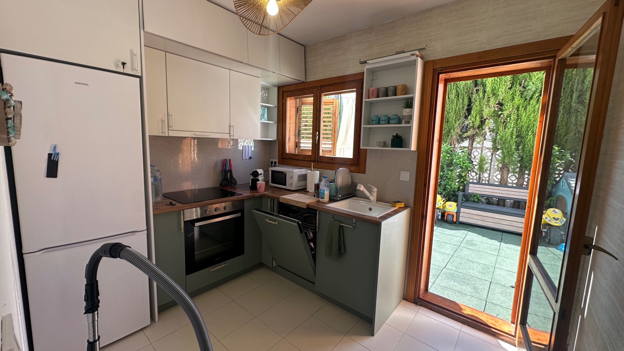 Townhouse, La Mata