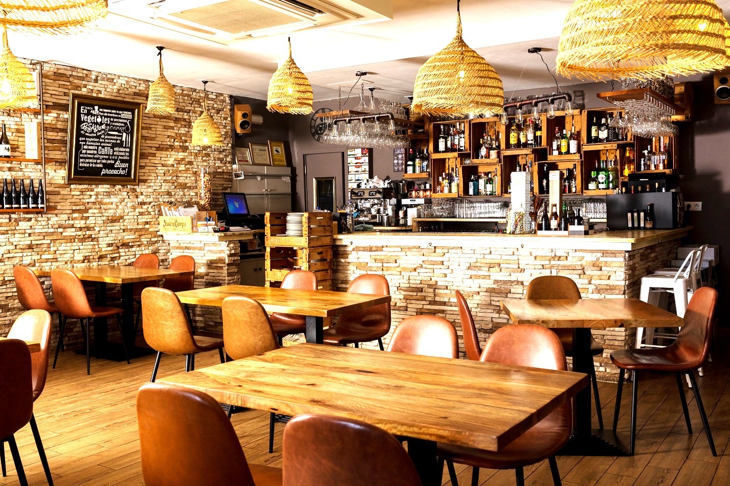 Commercial, La Cometa