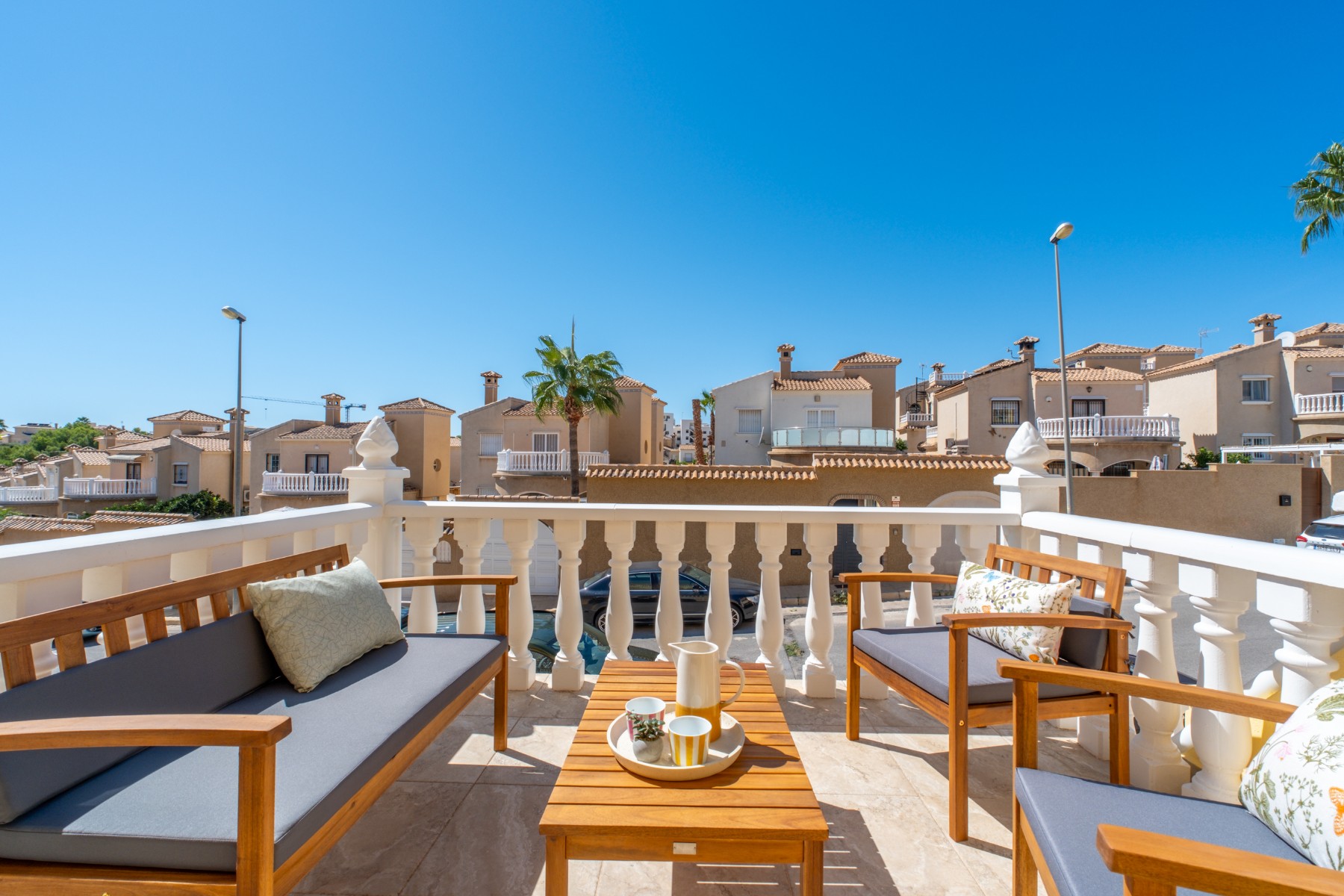 Townhouse, Las Filipinas