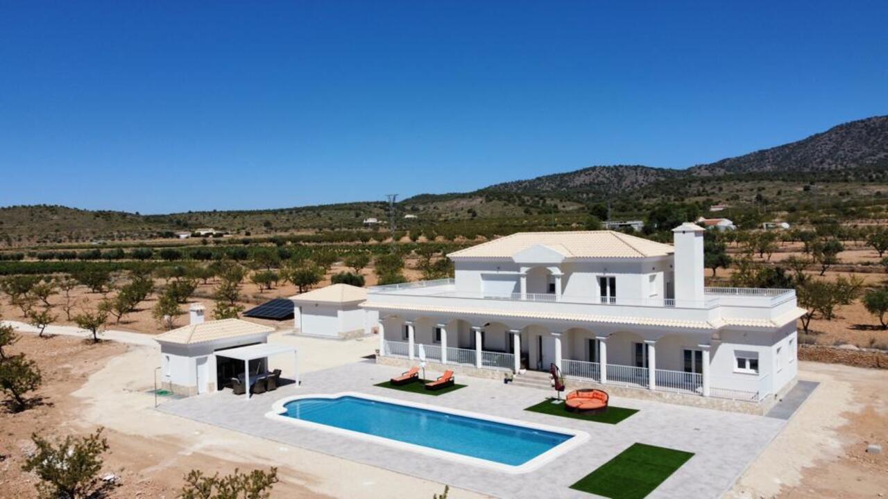 Villa, Inland
